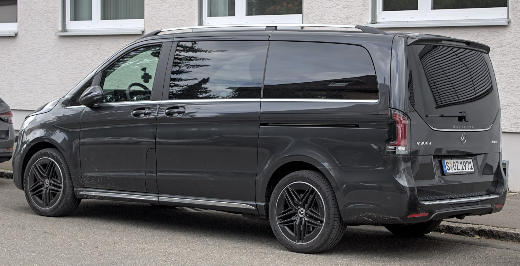 3/4 rear-left view