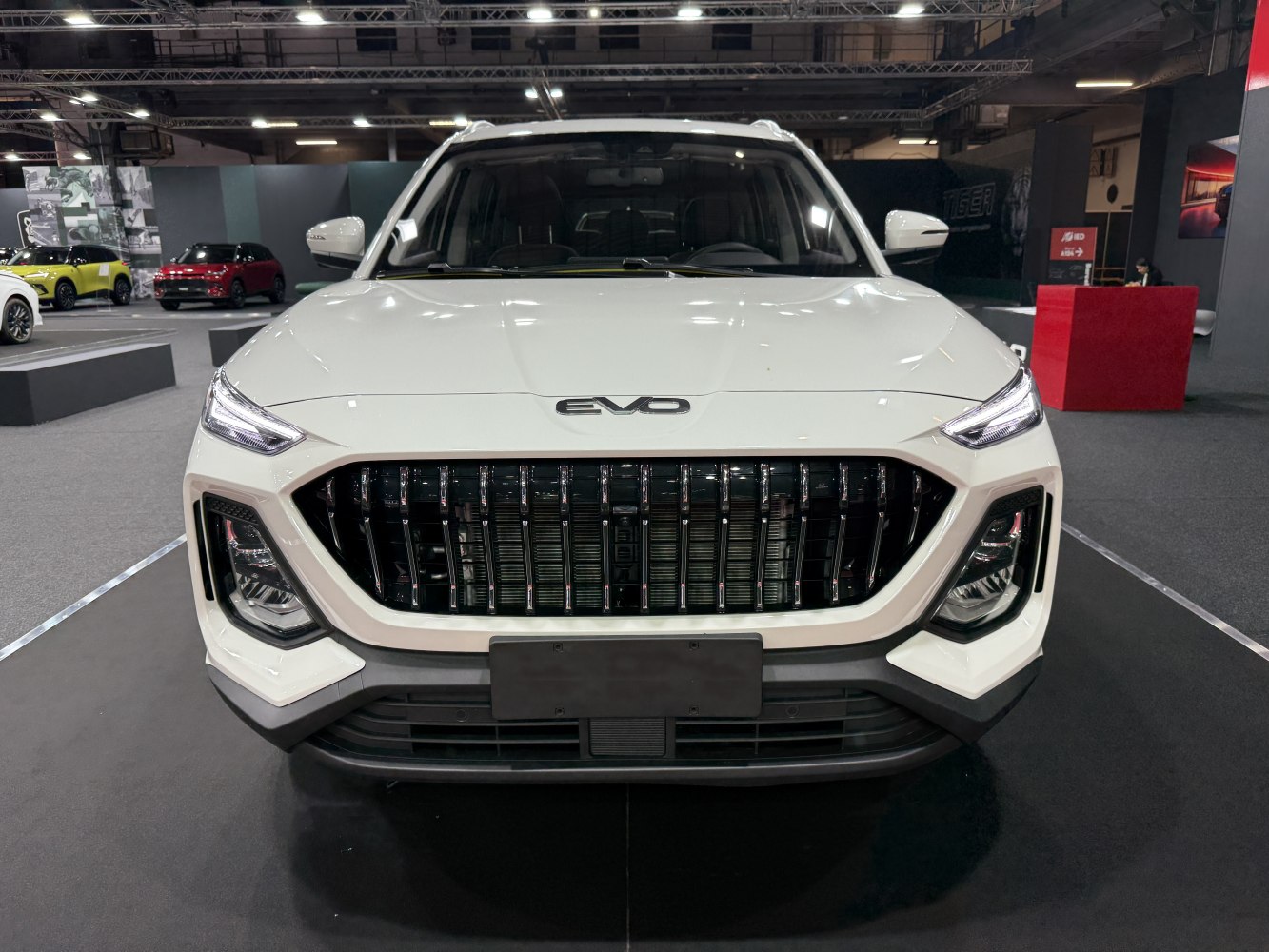 2024 EVO 7 Front View