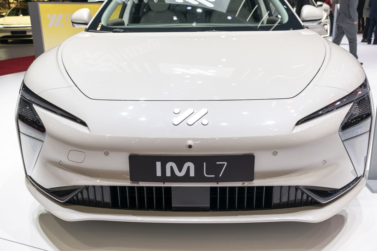 Sleek LED headlights with sharp contours and aerodynamic front grille vents