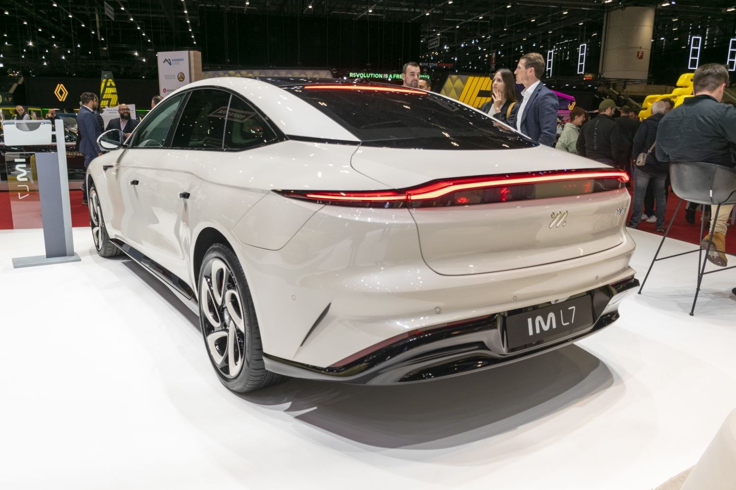 3/4 rear-left view