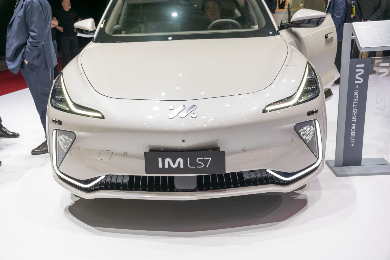 Sleek LED headlights with bold grille and streamlined front design
