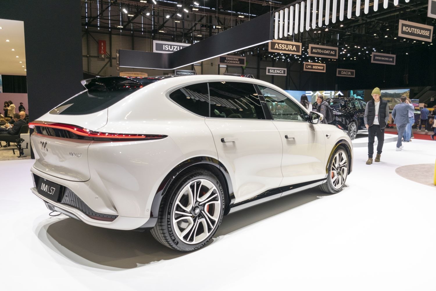 3/4 rear-right view