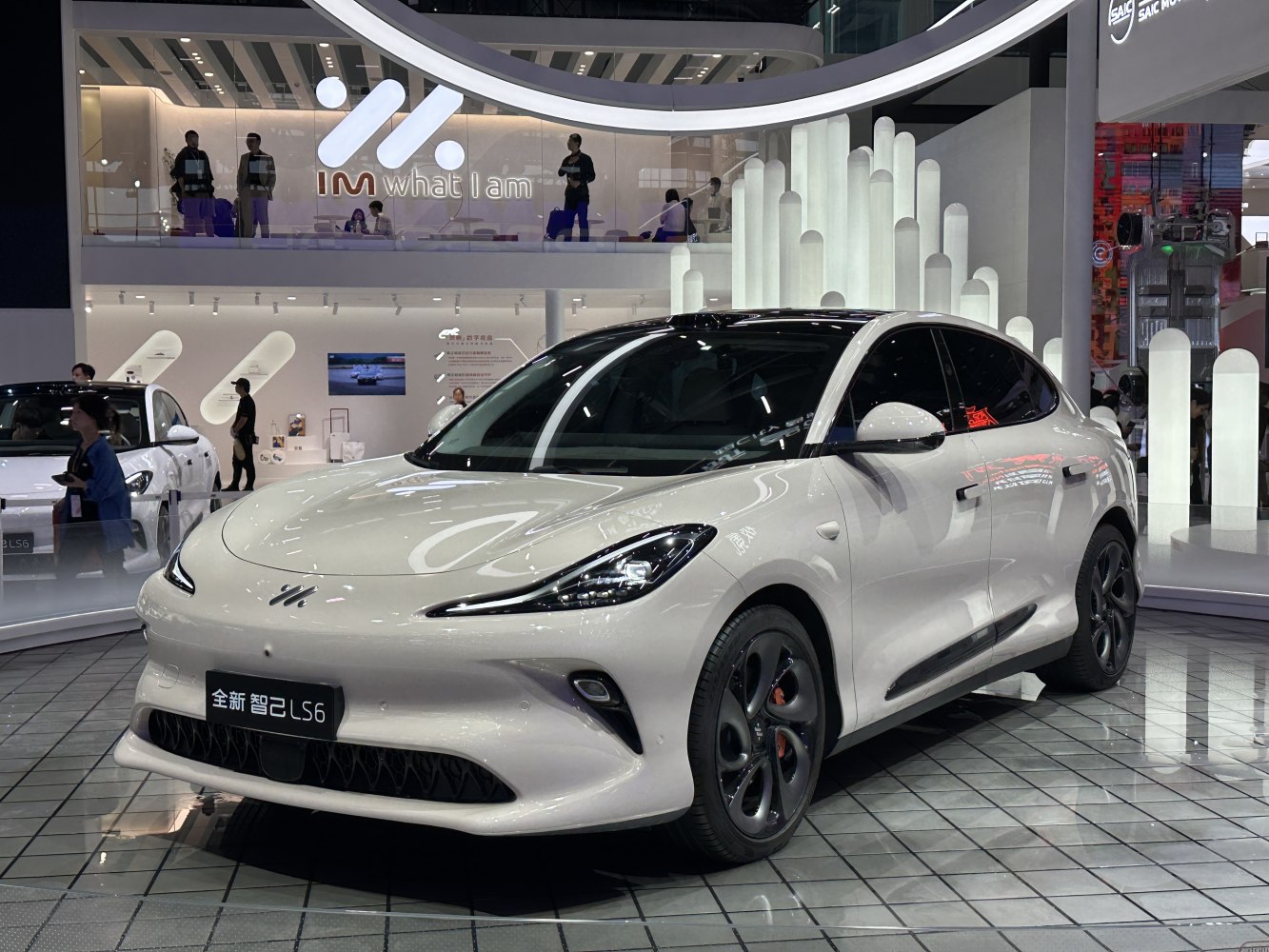 Sleek front fascia with LED headlights and sporty black wheels