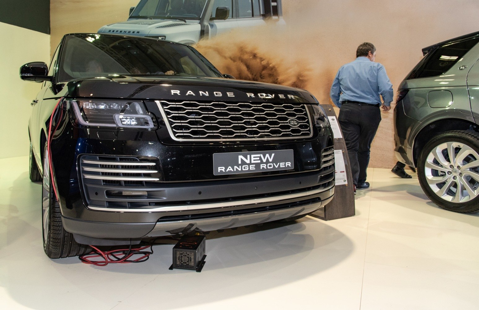 Front grille and headlights of a luxury SUV