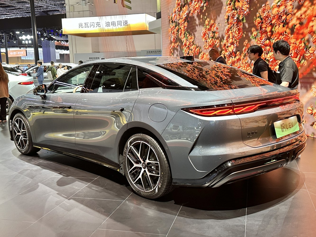 3/4 rear-left view