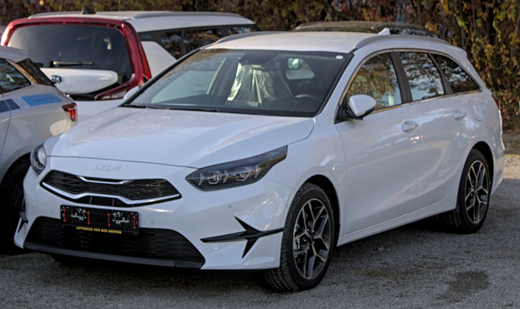 3/4 front-left view