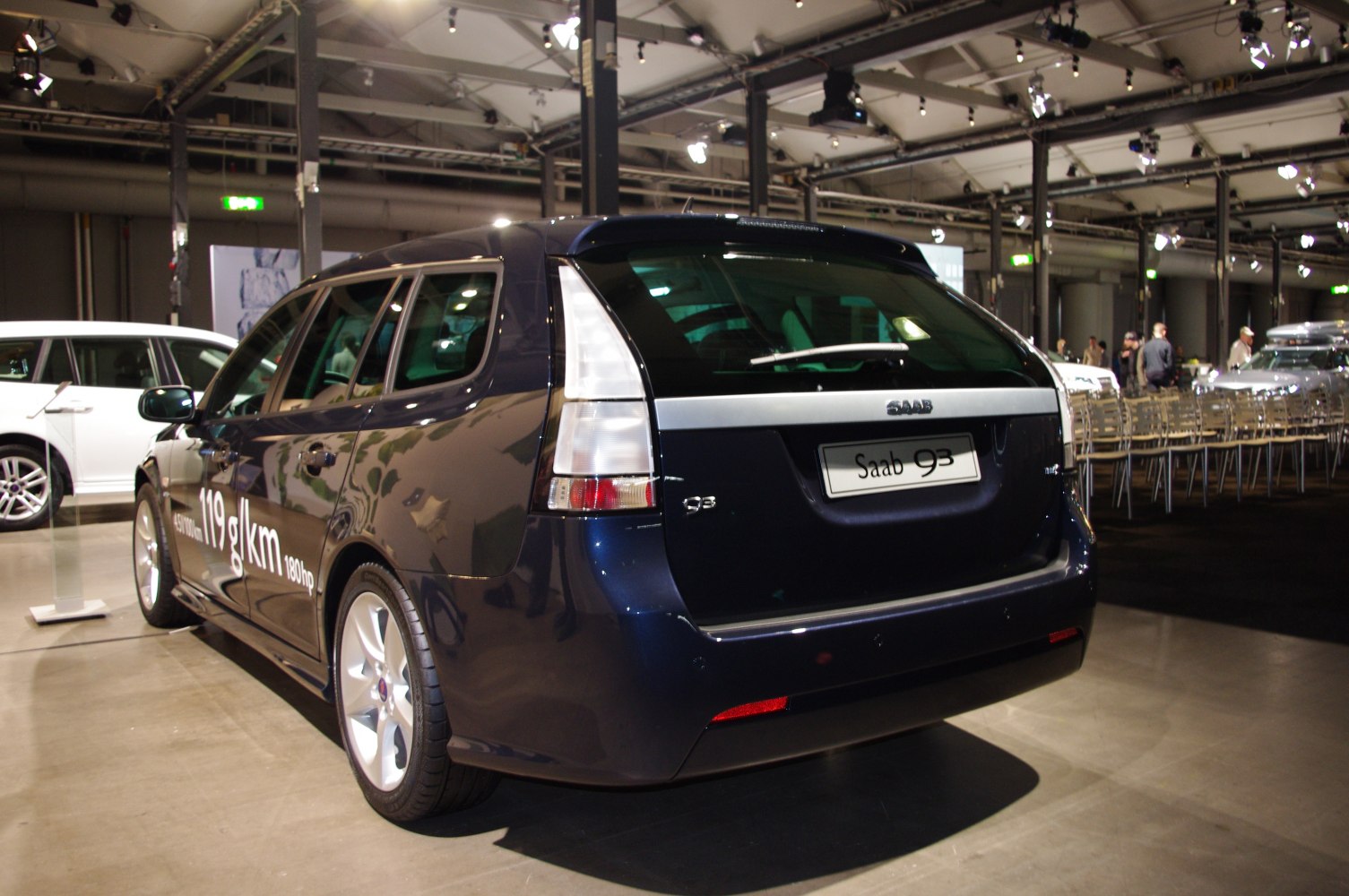 3/4 rear-left view