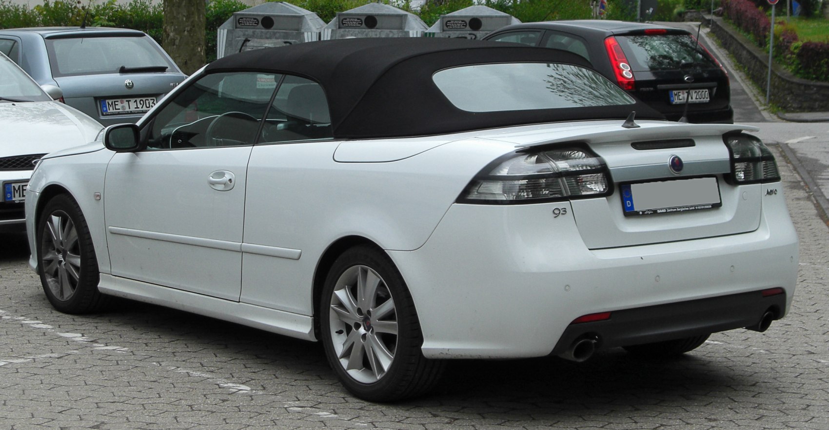 3/4 rear-left view