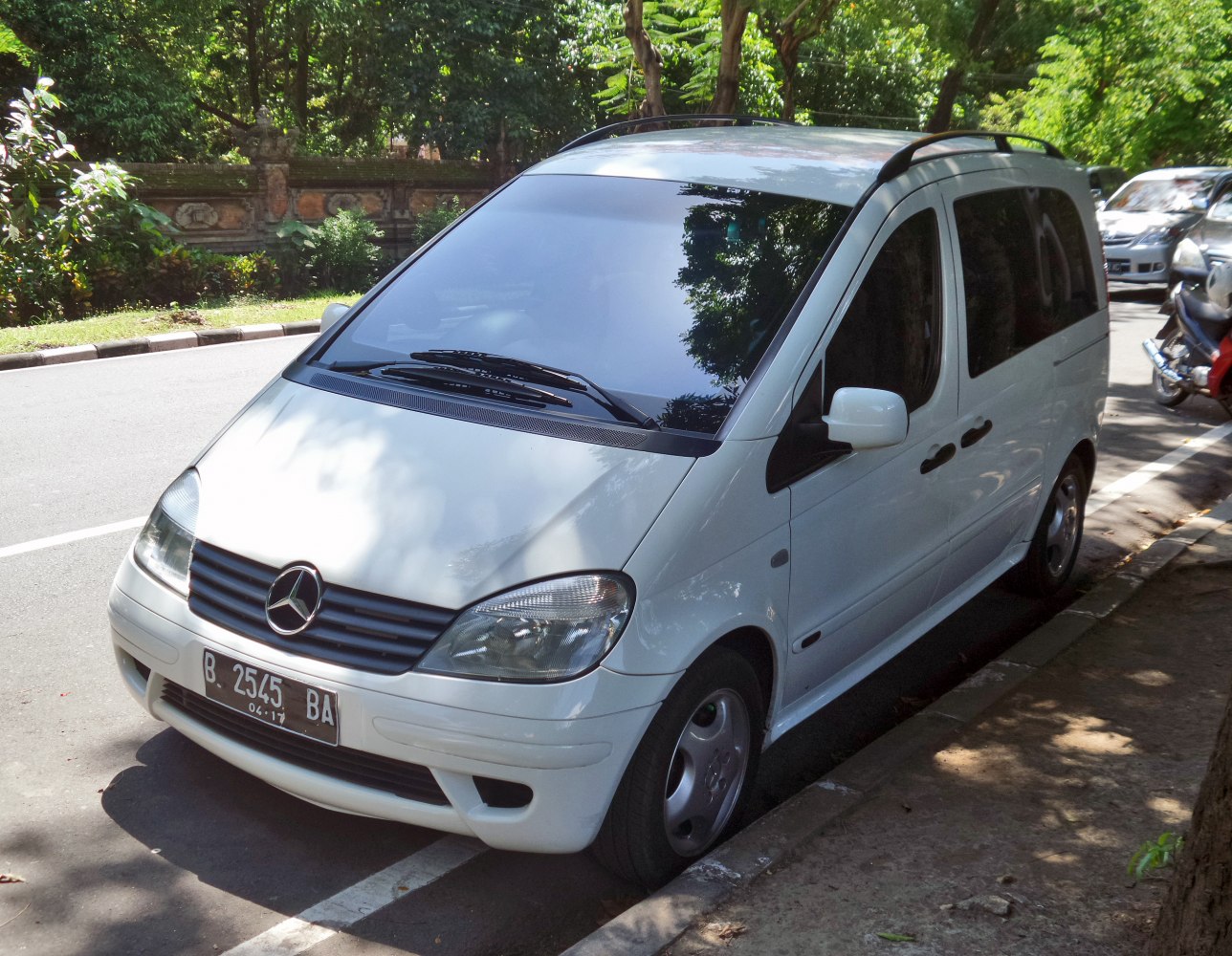 3/4 front-left view