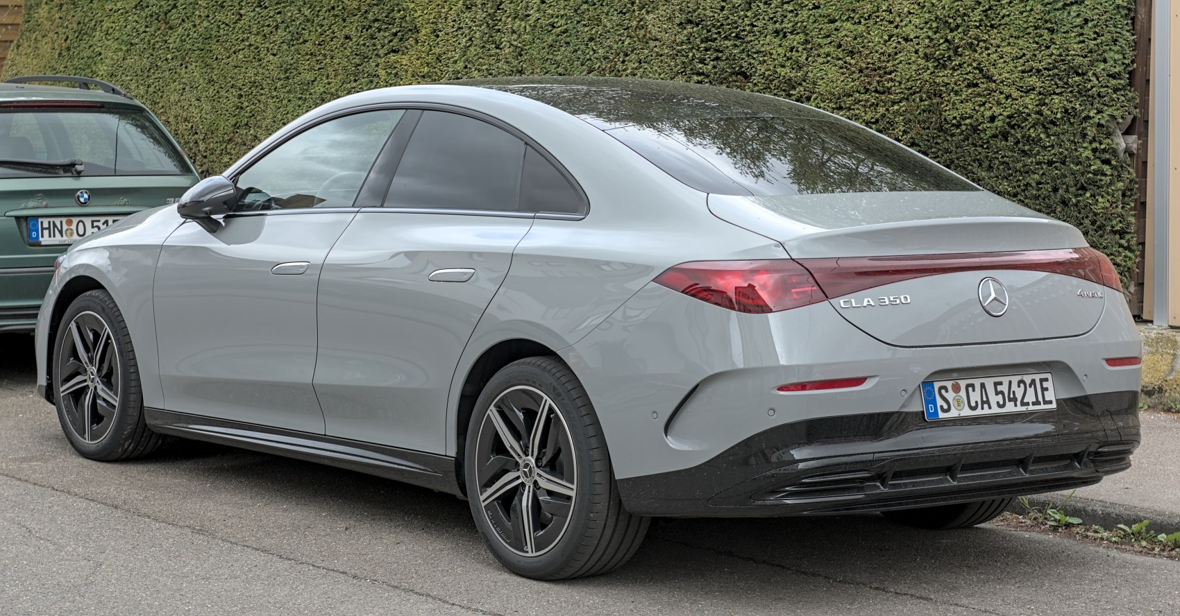 3/4 rear-left view