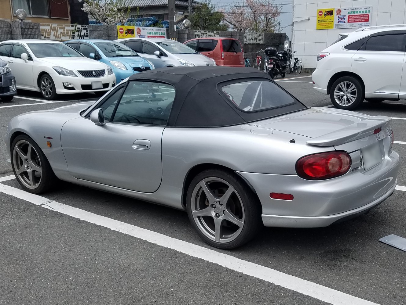 3/4 rear-left view