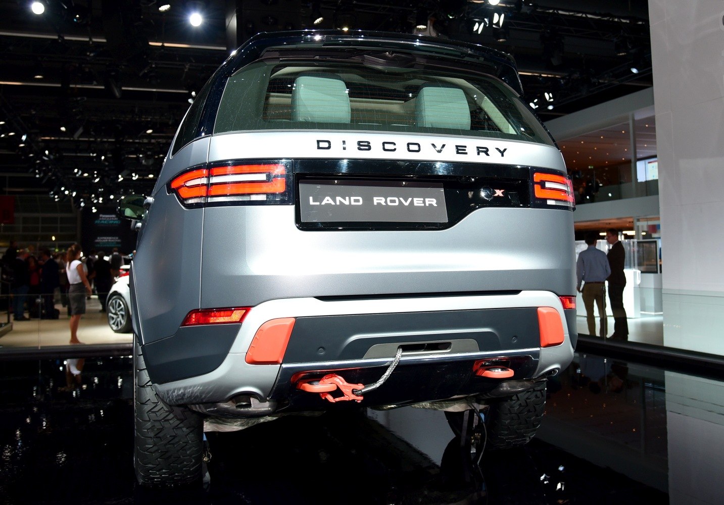 SUV rear with LED taillights and prominent towing hooks