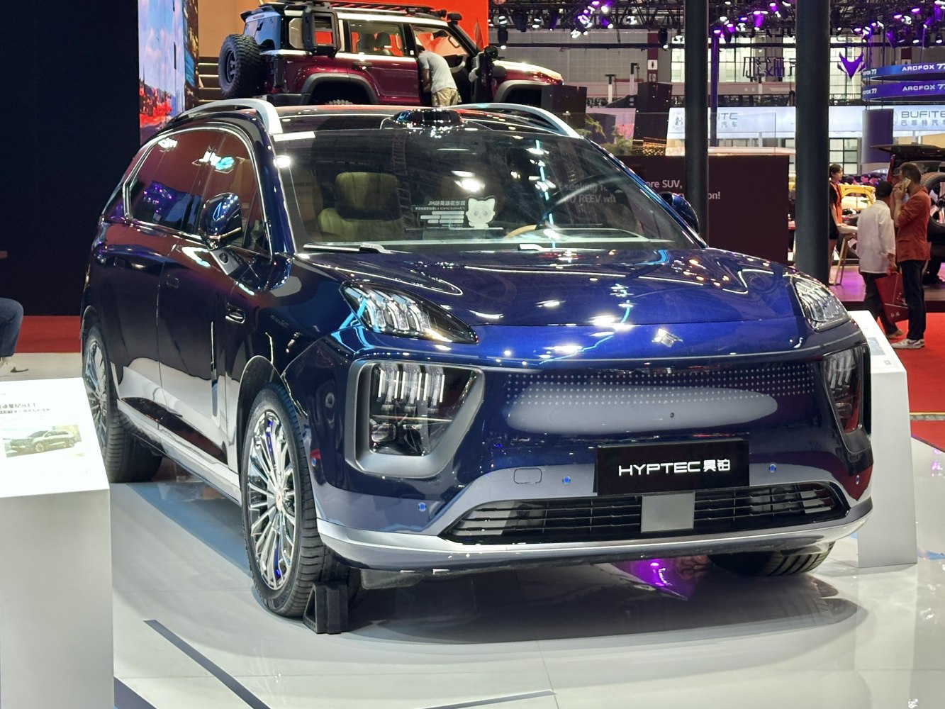 2025 Hyptec HL Front View