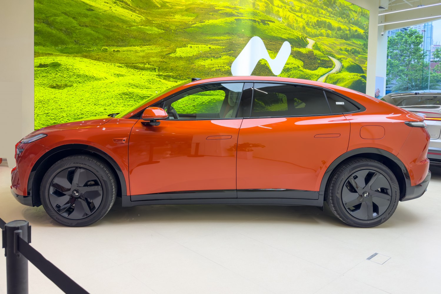 2024 Onvo L60 Side View Left