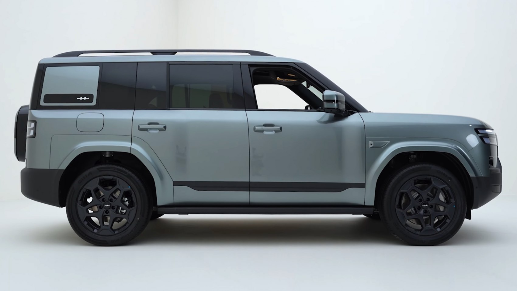 2025 Fangchengbao Titanium 7 Side View Right