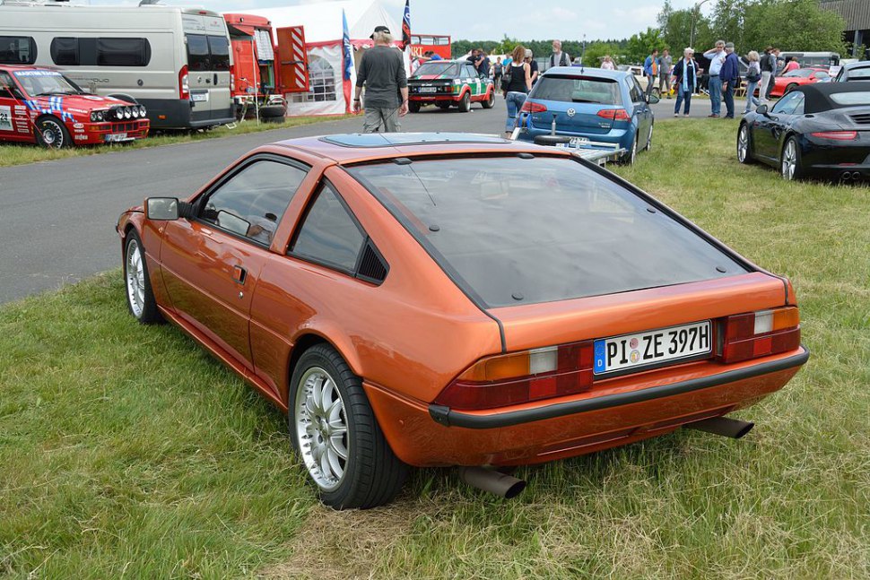 1980s sports coupe with rear hatchback and angular body design