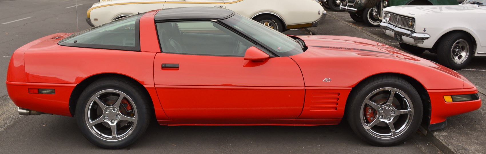 1991 Chevrolet Corvette Coupe Side View Left