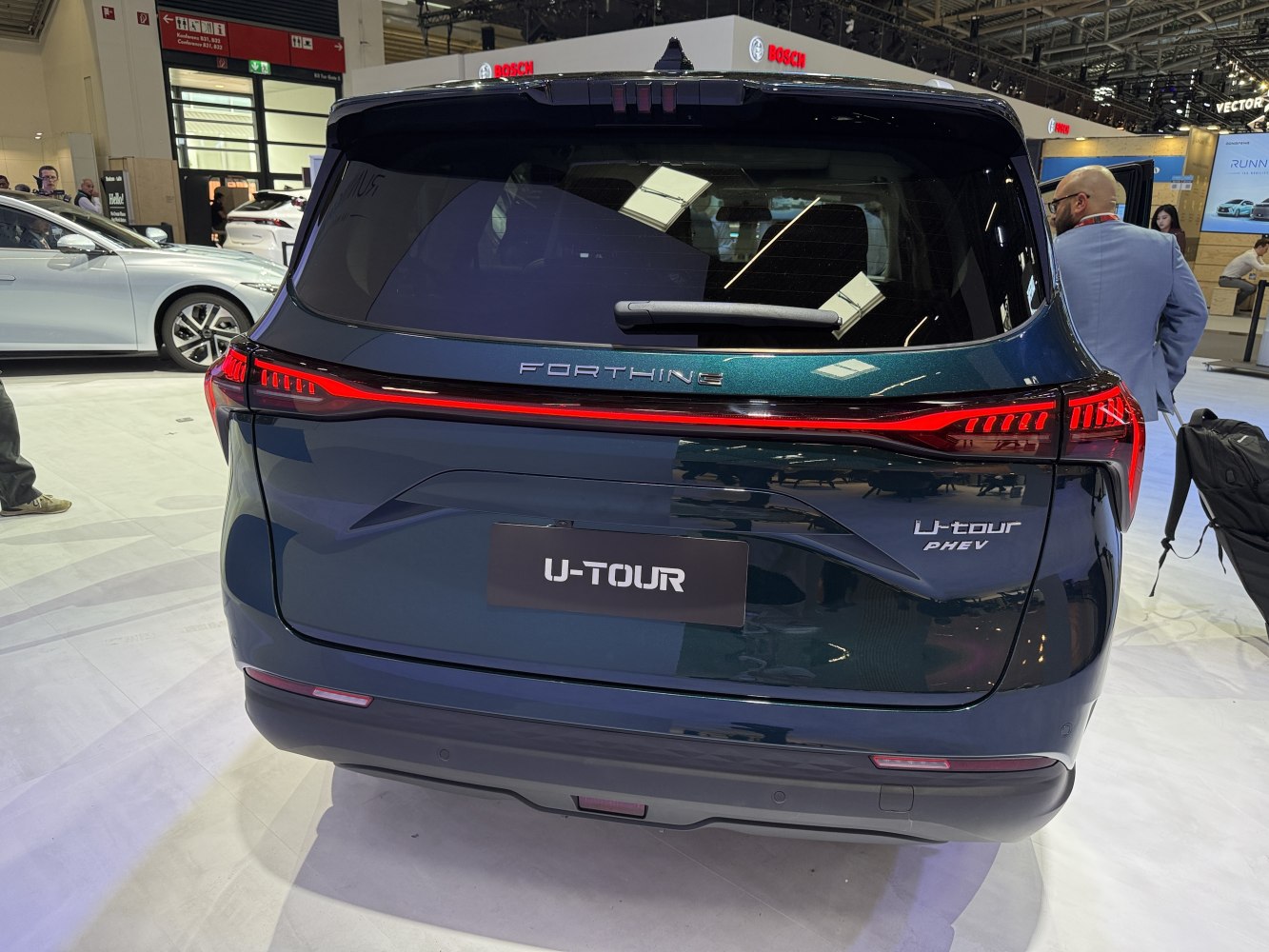 2022 Forthing Yacht/4 U-Tour Rear View