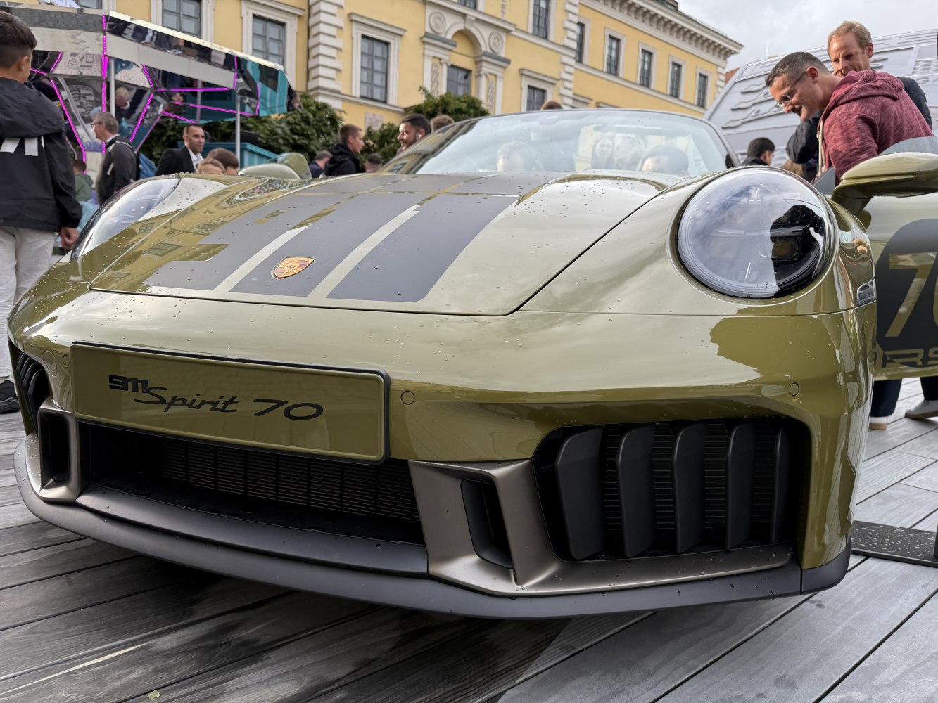 Close-up front view with Spirit 70 badge and aerodynamic vents