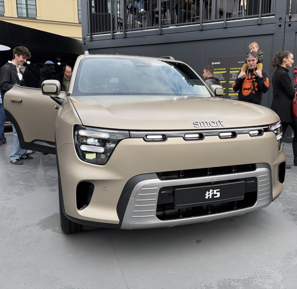 2025 Smart #5 Front View