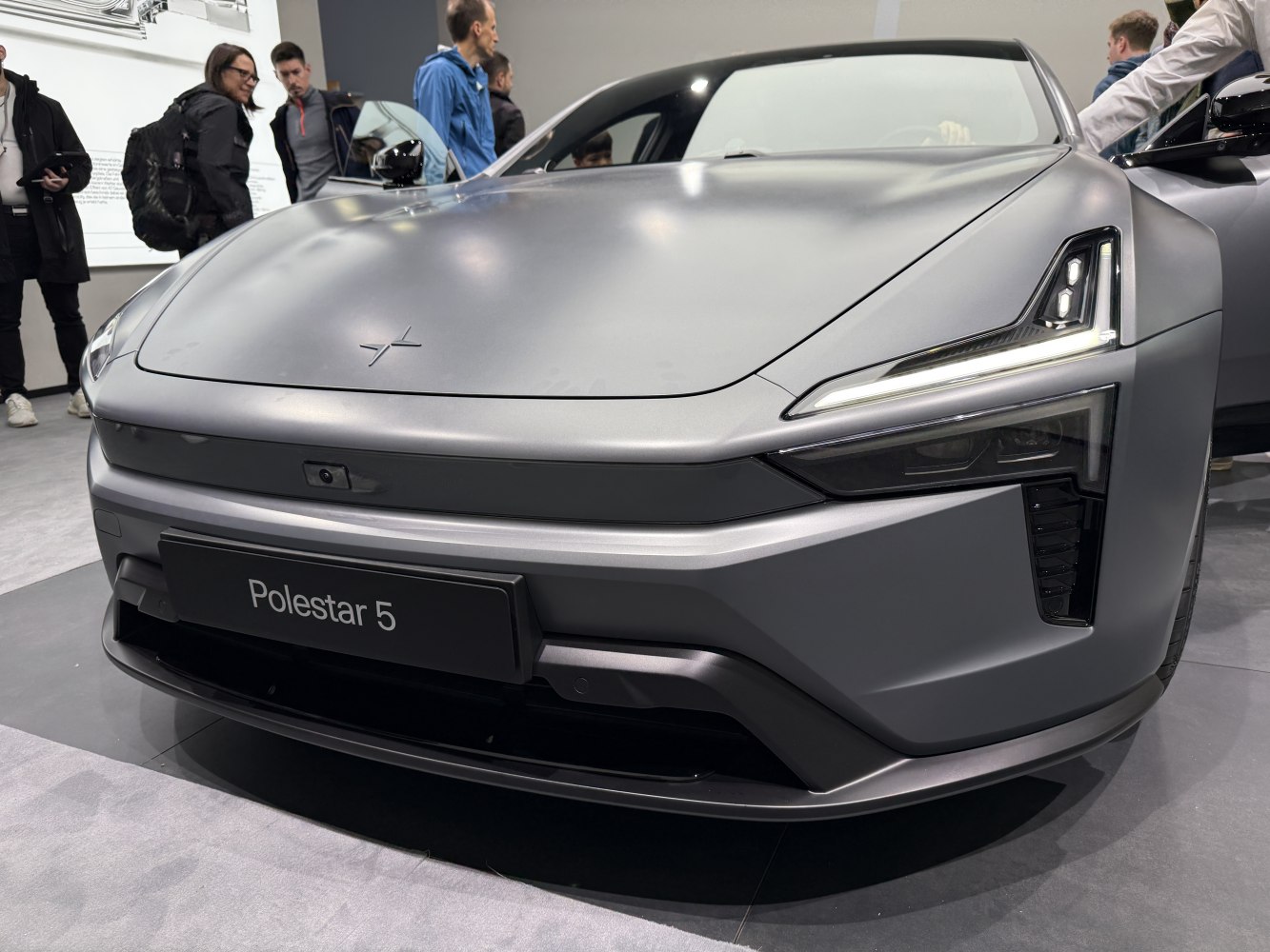 Futuristic aerodynamic front with sharp LED headlights