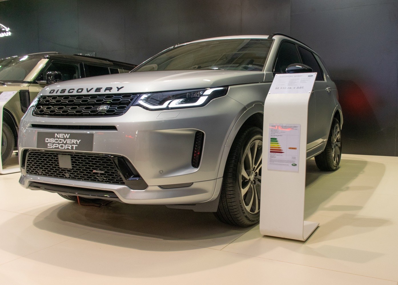 Front view with signature grille and LED headlights