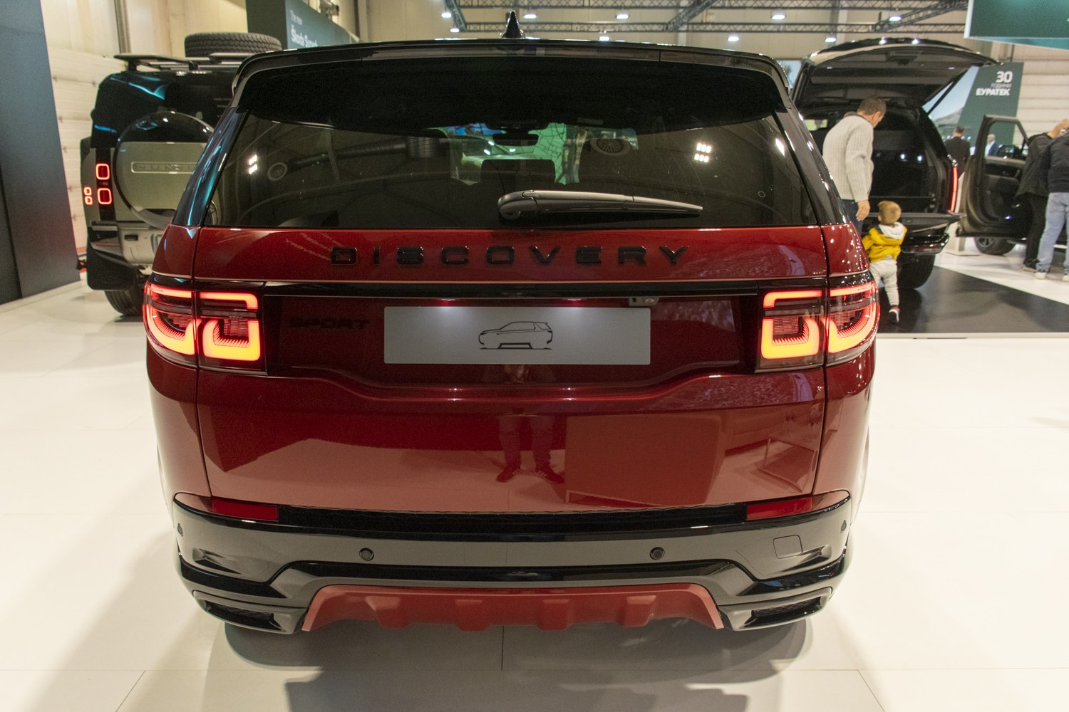 Rear view with distinctive LED taillights and rear window wiper