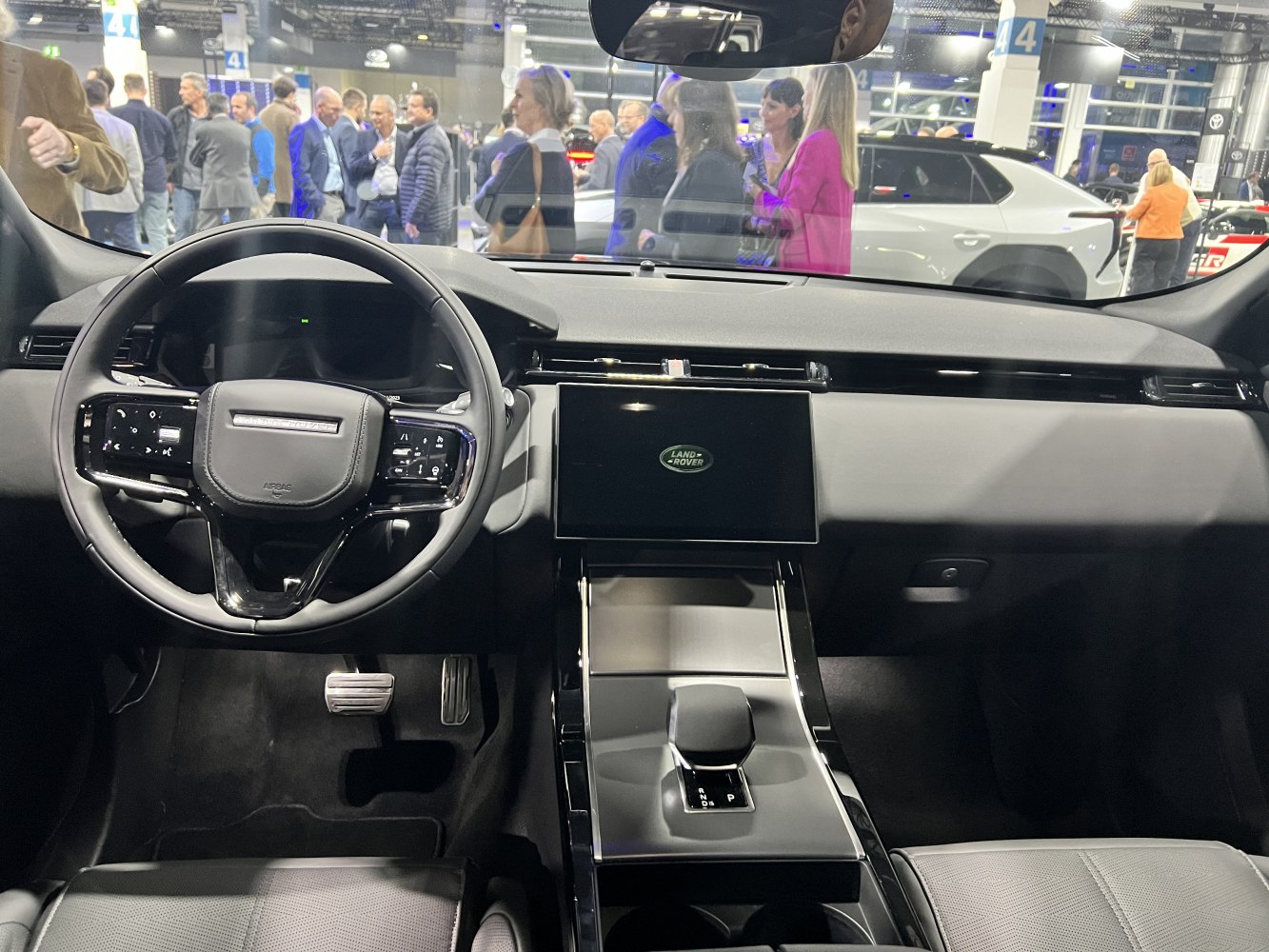 Digital cockpit and central touchscreen interior setup
