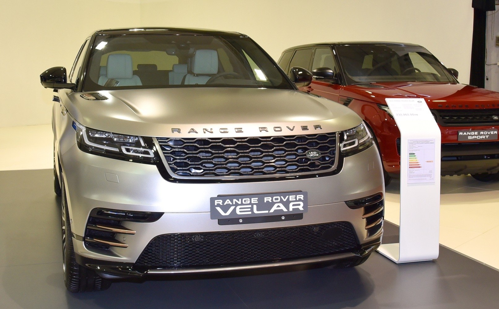 Front view with distinctive grille and LED headlights