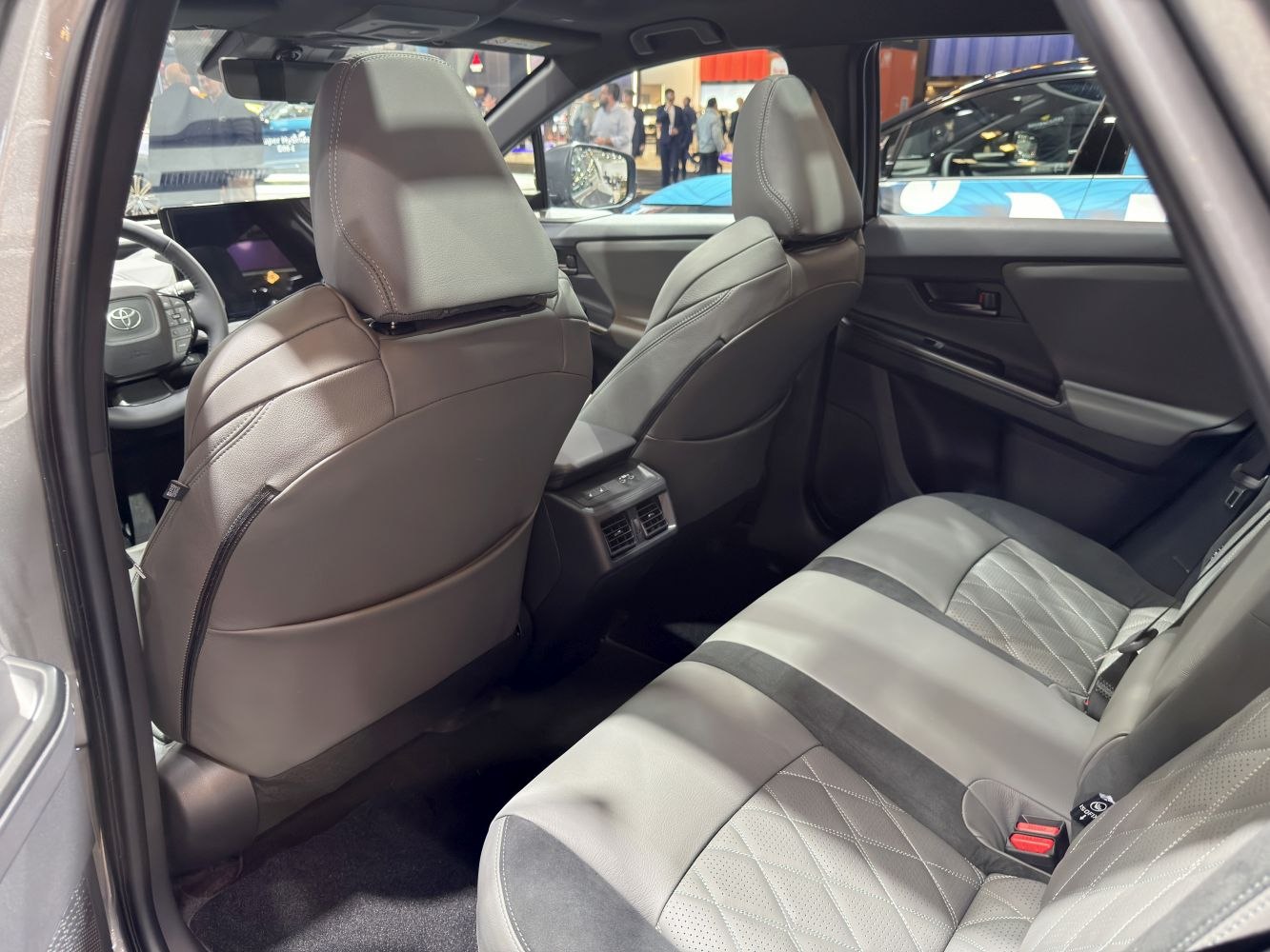Leather rear seats and spacious interior with dual-zone air vents