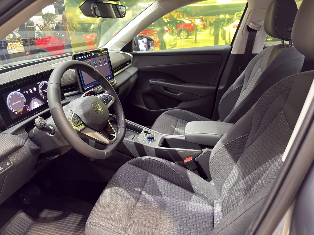 Digital cockpit and ergonomic fabric seats interior