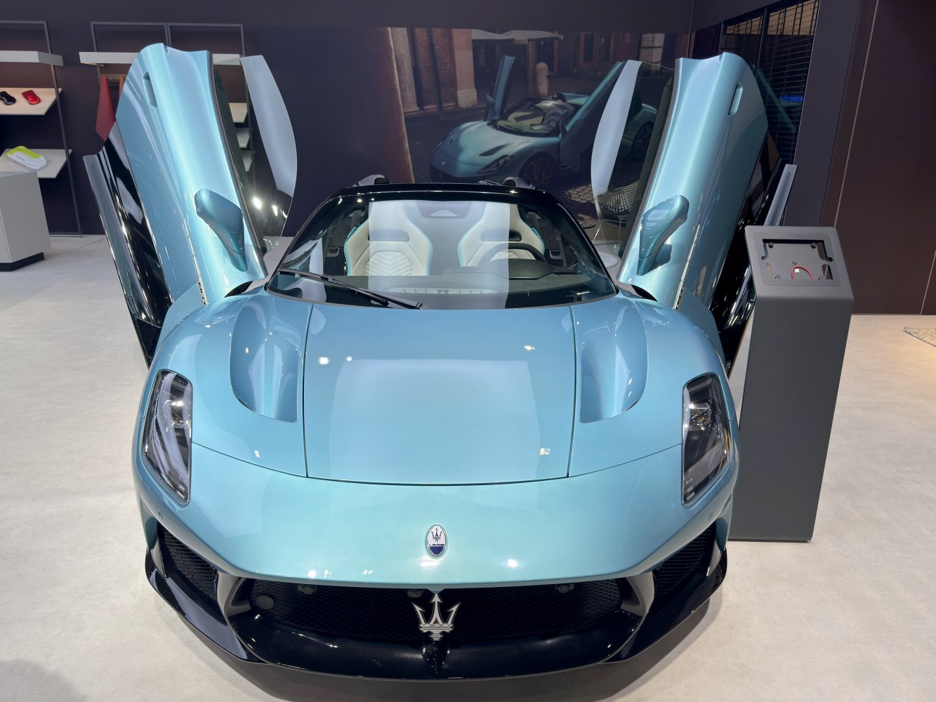 2026 Maserati MCPURA Cielo Front View