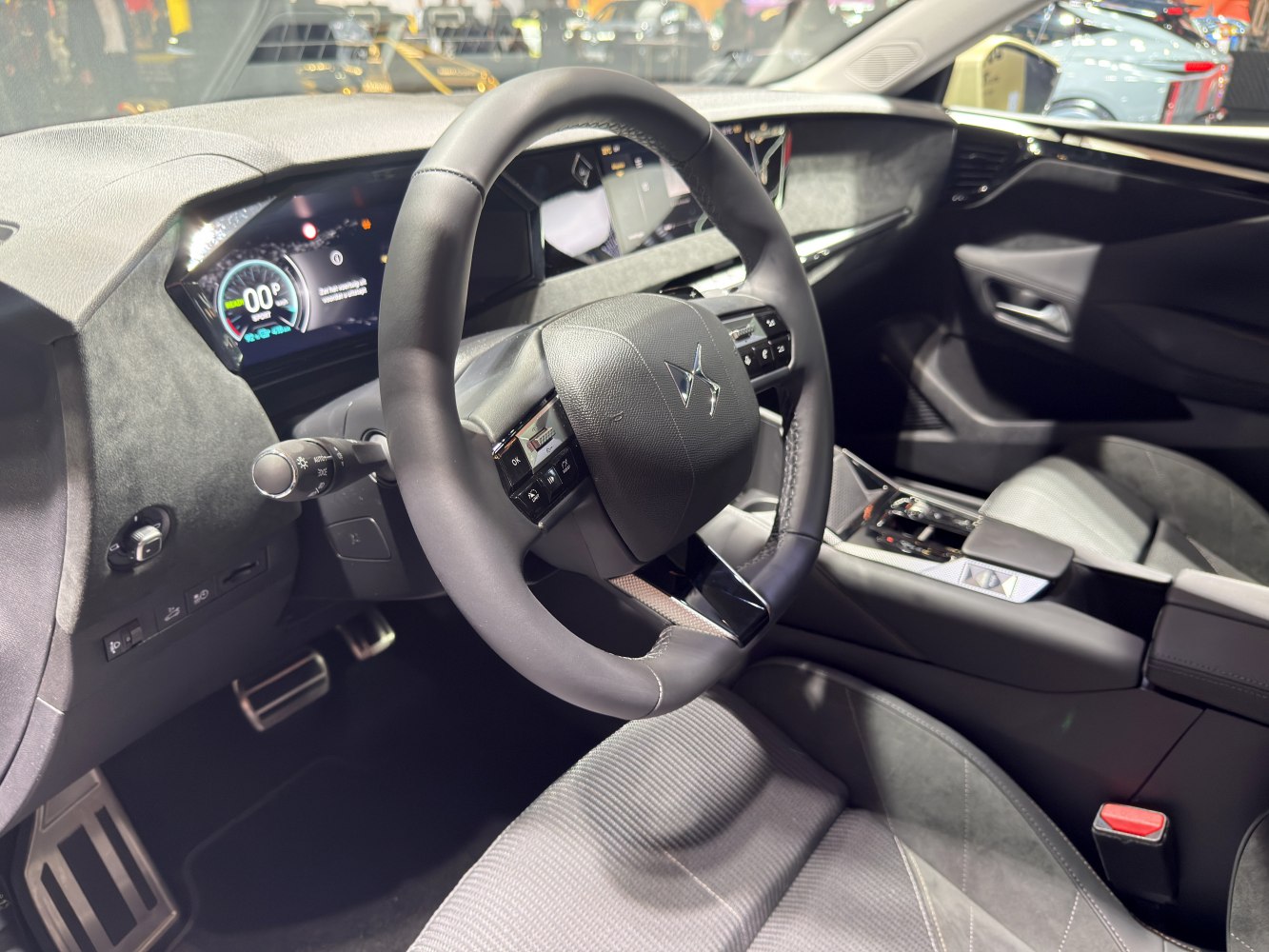 Modern digital dashboard and multifunction steering wheel