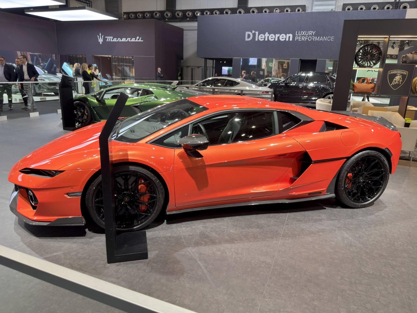 2025 Lamborghini Temerario 2025 Lamborghini Temerario Side View Left