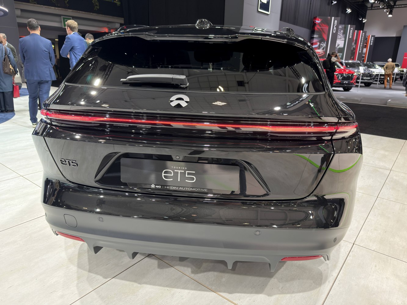 Rear view with continuous LED tail light and rear window wiper