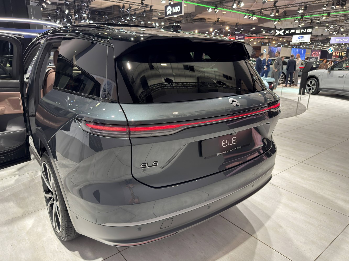 Continuous LED tail light and rear design of an electric SUV