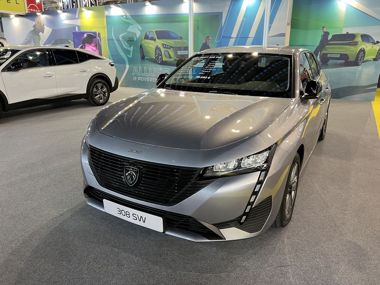 Front view of station wagon with distinct grille and LED headlights