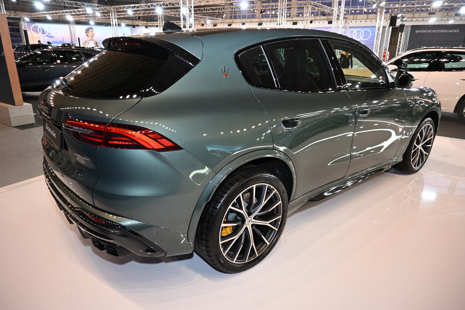 Sporty rear design and alloy wheels view