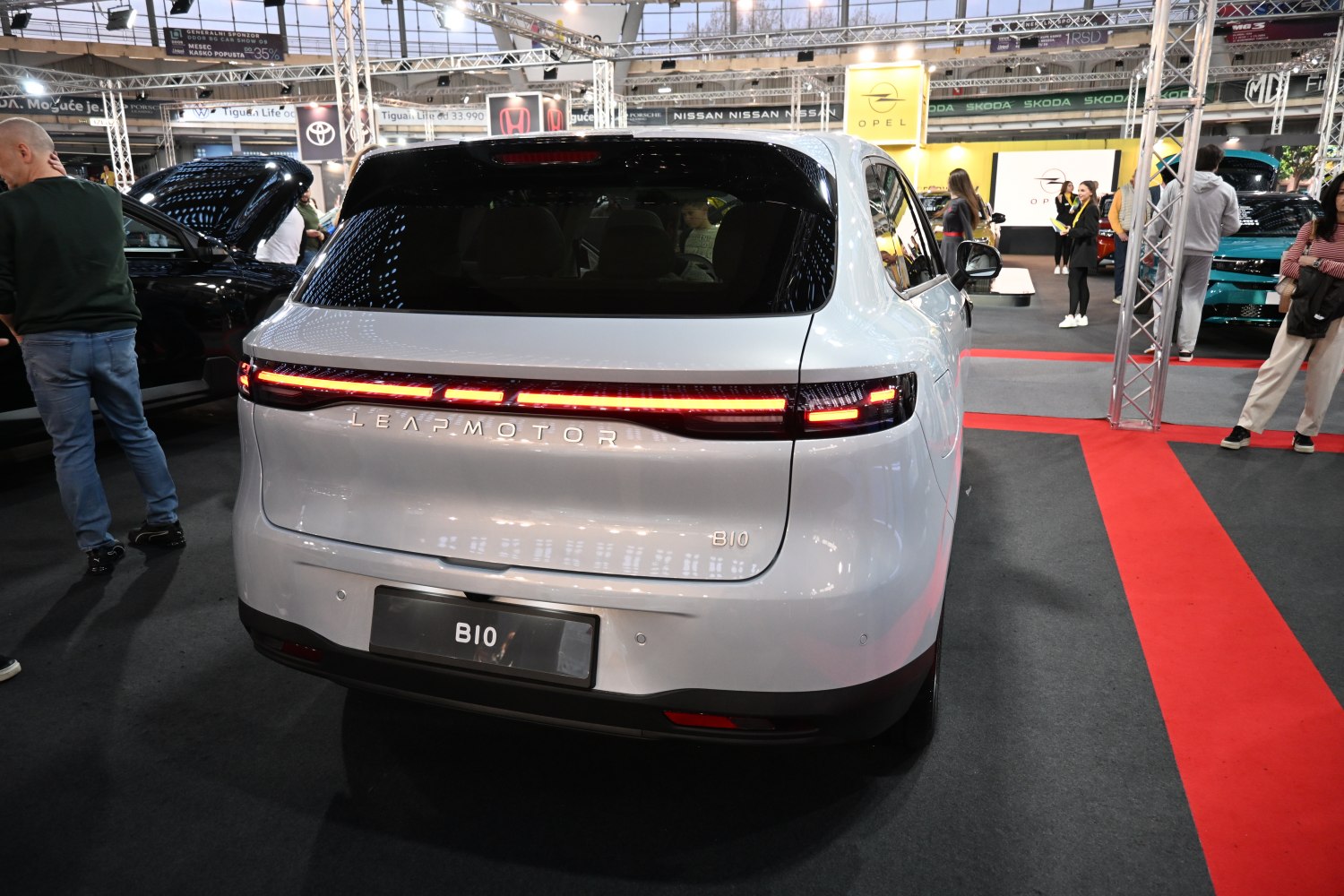 2025 Leapmotor B10 2025 Leapmotor B10 Rear View