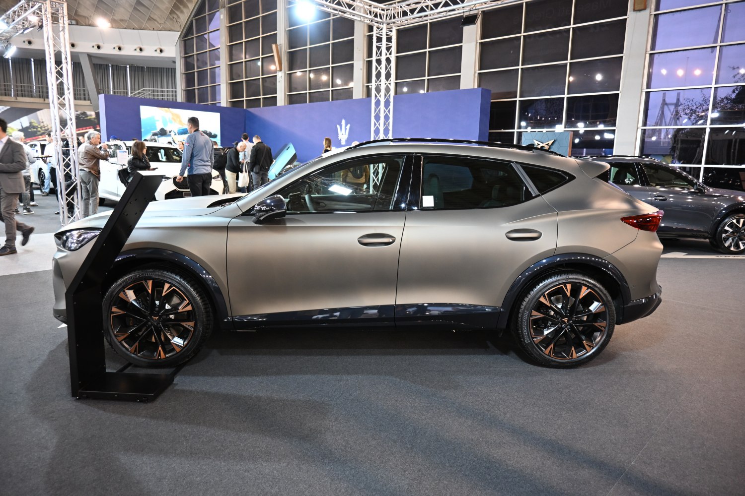 2024 Cupra Formentor 2024 Cupra Formentor Side View Left