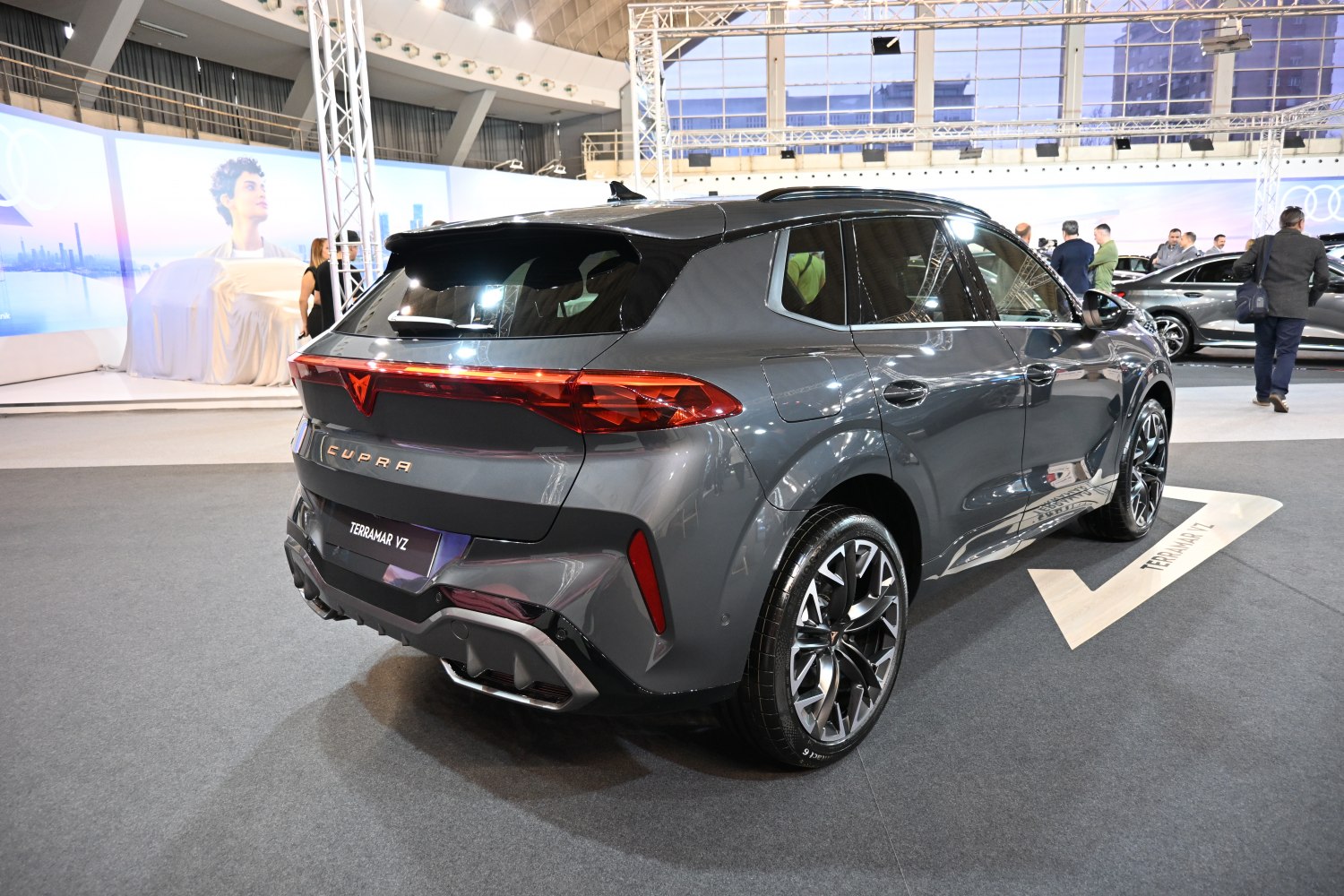 Rear design with LED light bar and sporty alloy wheels