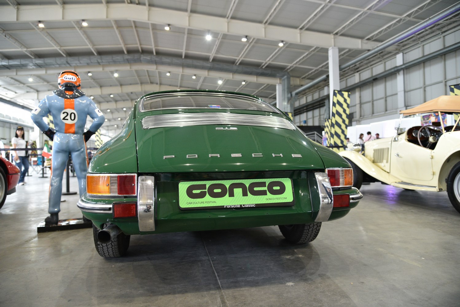 1965 Porsche 912 Rear View