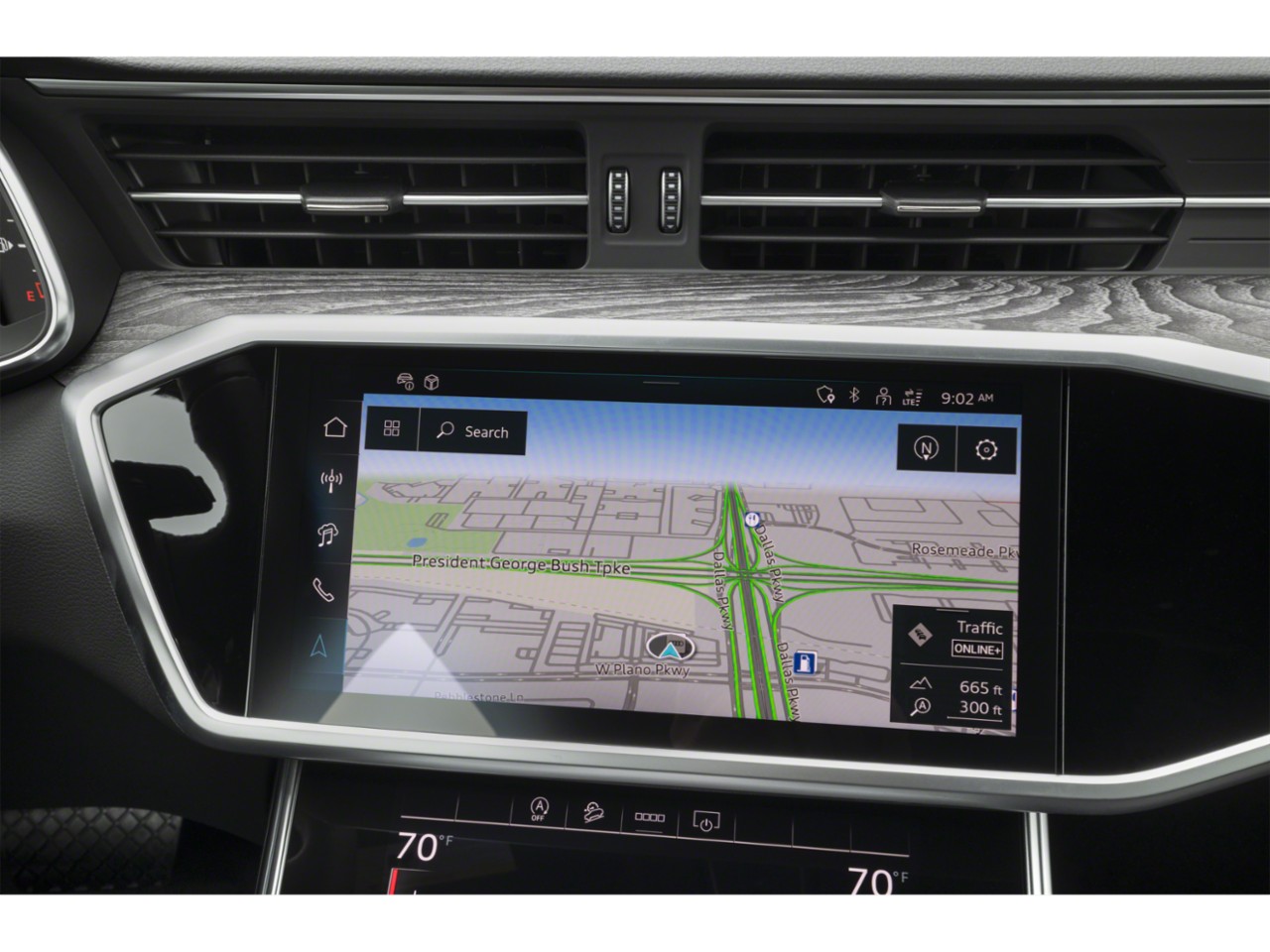 Touchscreen navigation system with real-time traffic and digital controls