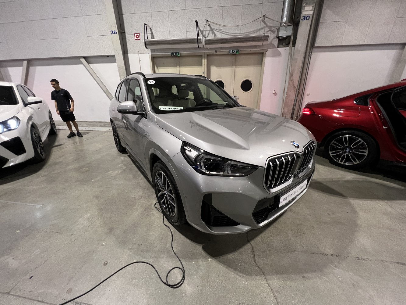 Front grille and headlight design of a 2022 luxury SUV