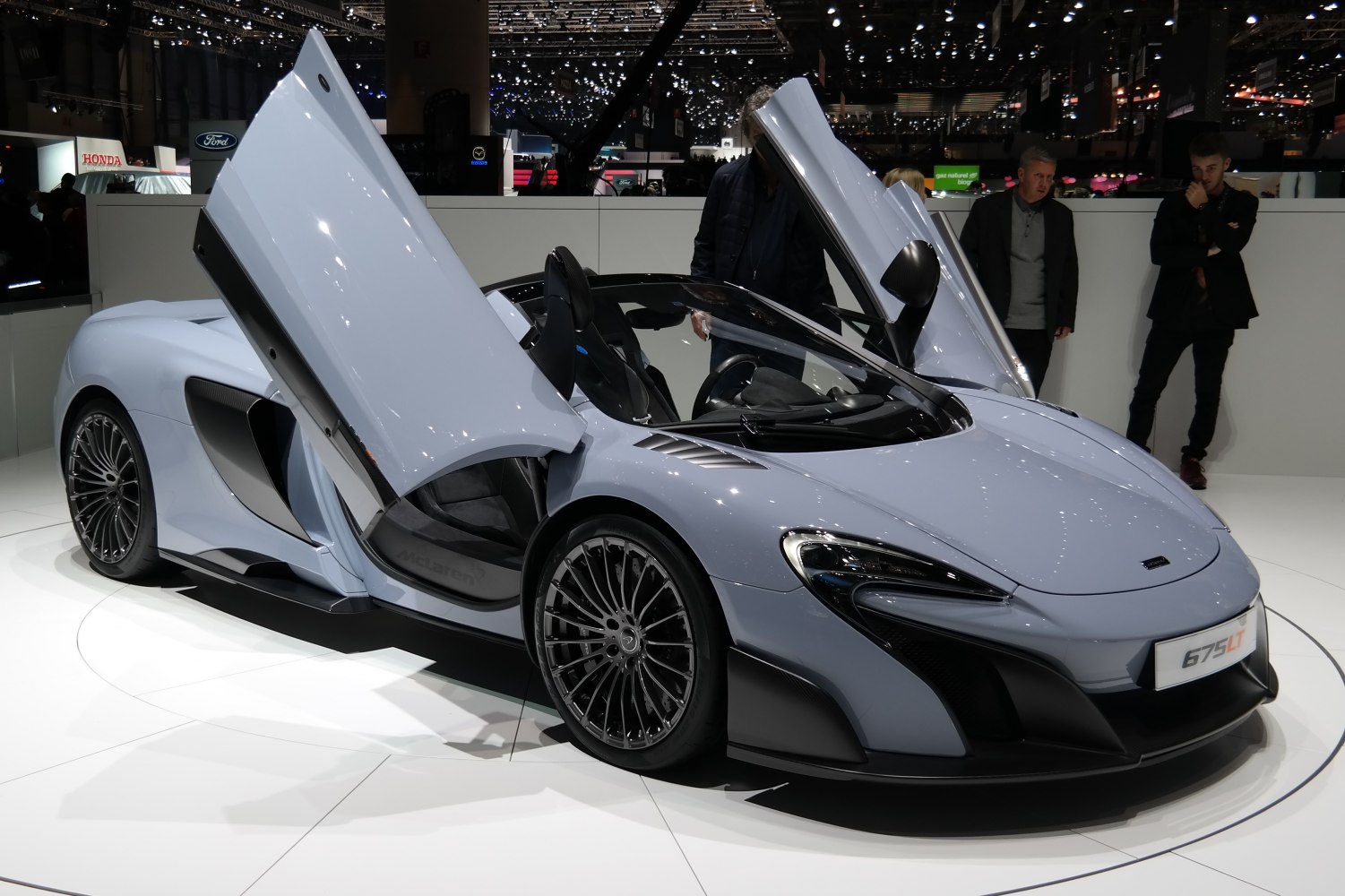 Butterfly doors and multi-spoke sporty wheels on a 2016 supercar