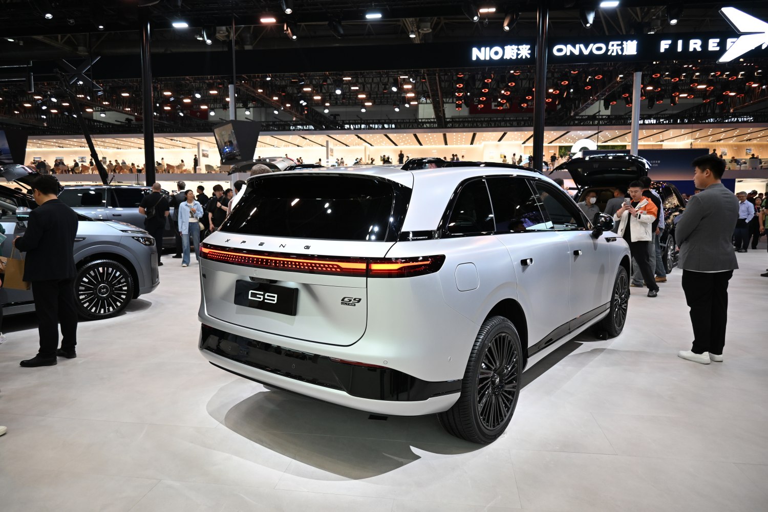 Rear view of SUV with full-width LED light bar and sleek modern design