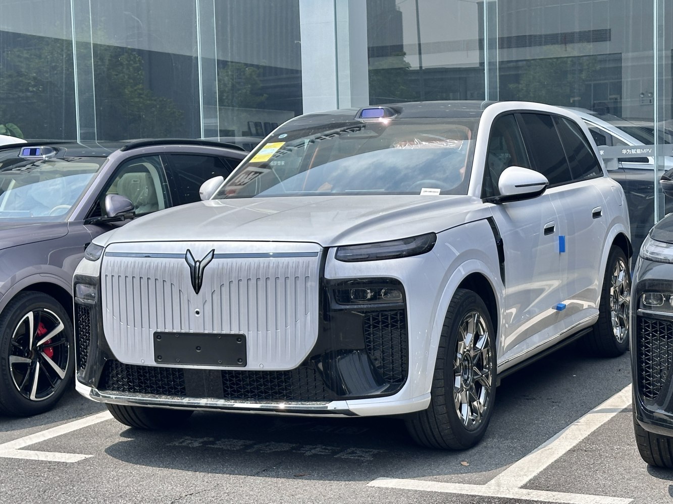 2026 Voyah Taishan X8 Front View