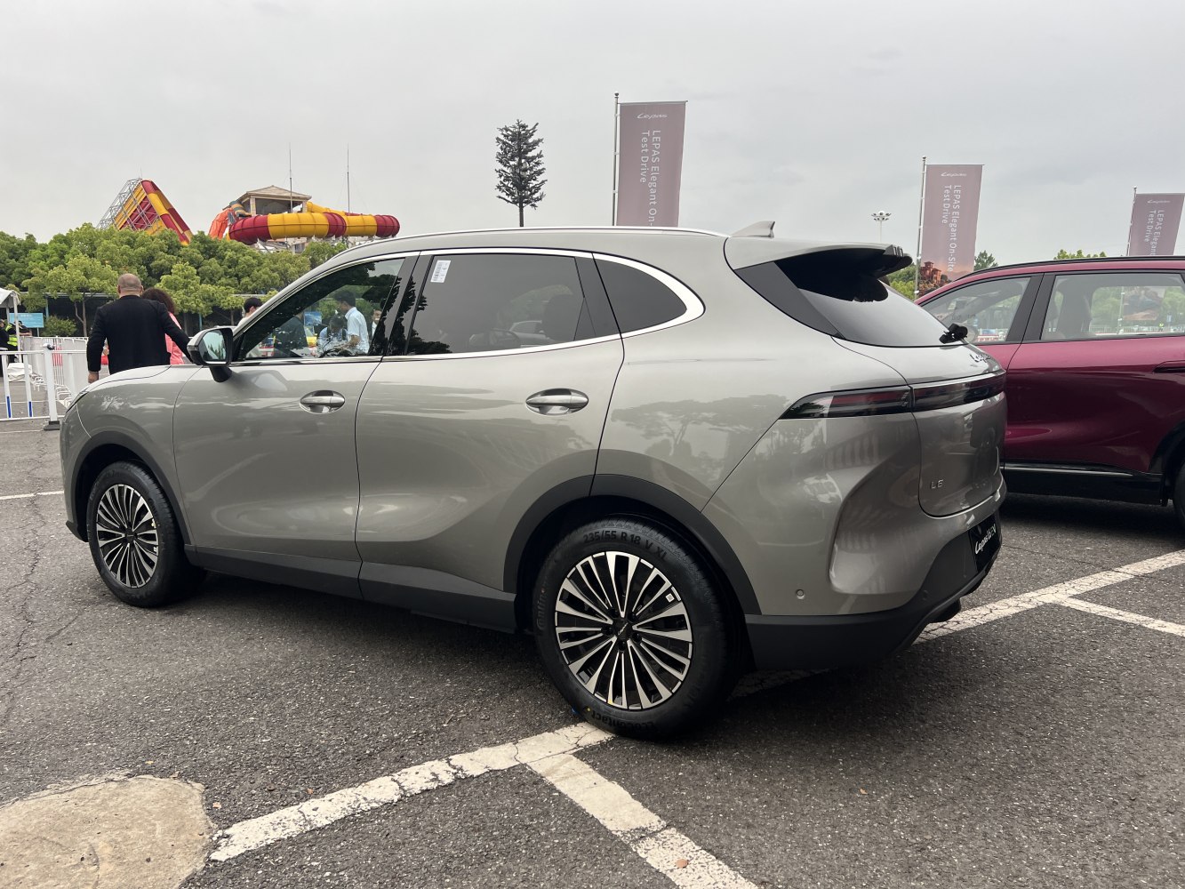 Modern SUV rear with LED taillight and alloy wheels