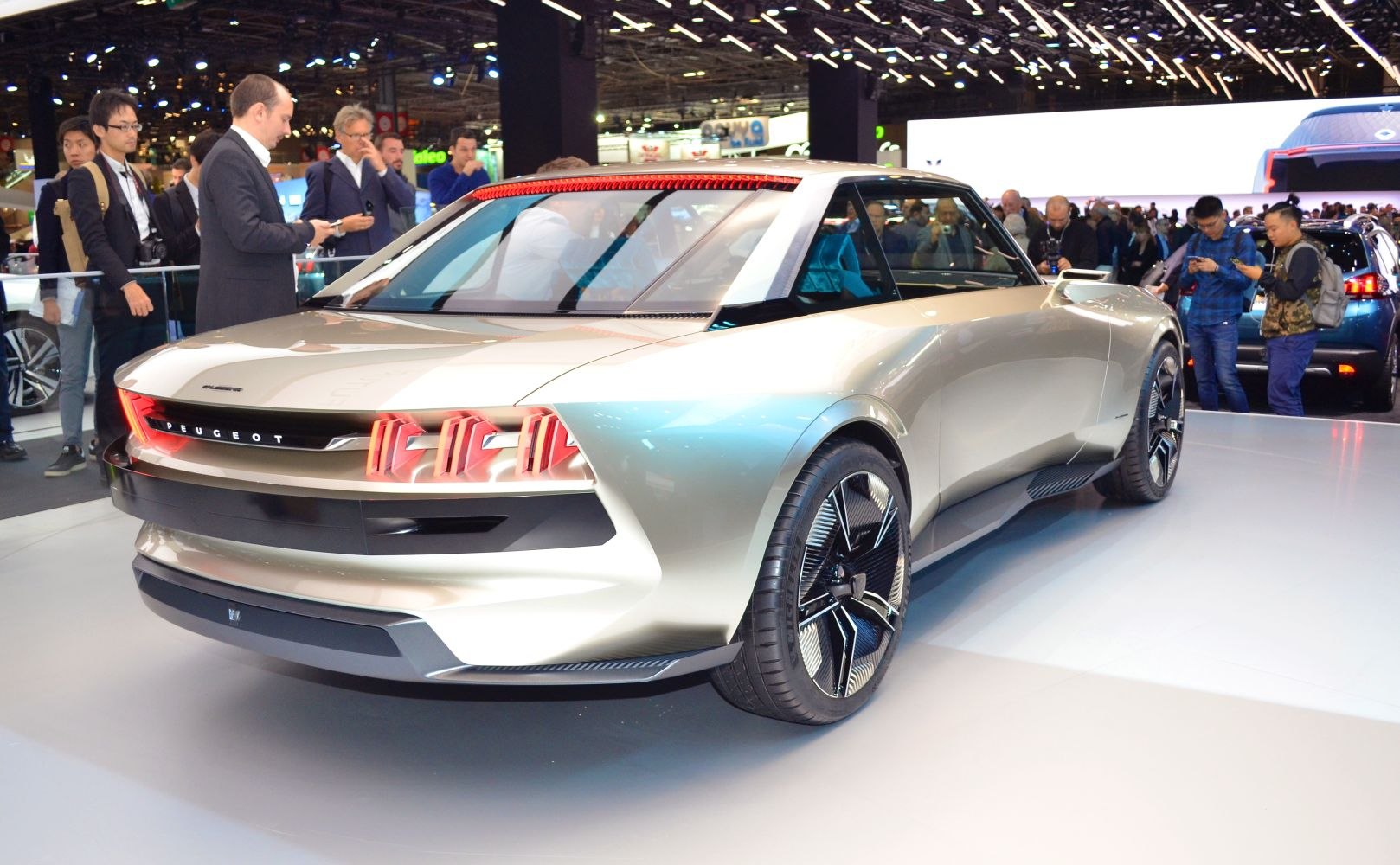 Rear view with LED tail lights and futuristic wheels
