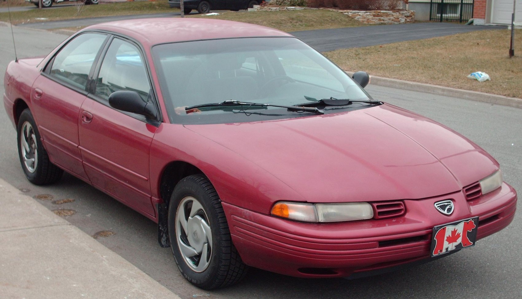 Distinctive front fascia and original wheel style